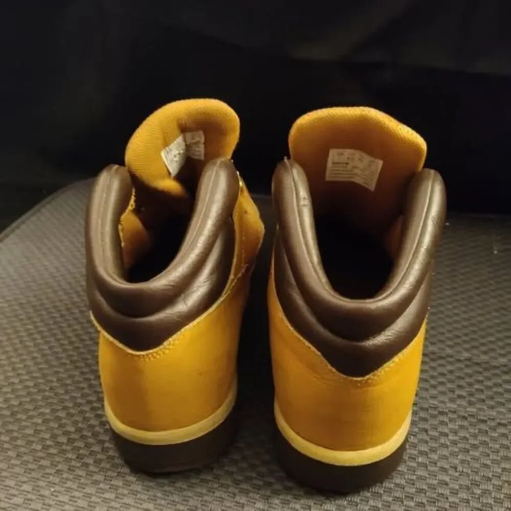 Timberland Leather Field Boots Sz 7